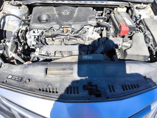 2018 TOYOTA CAMRY L/LE/SE/XLE — Engine bay