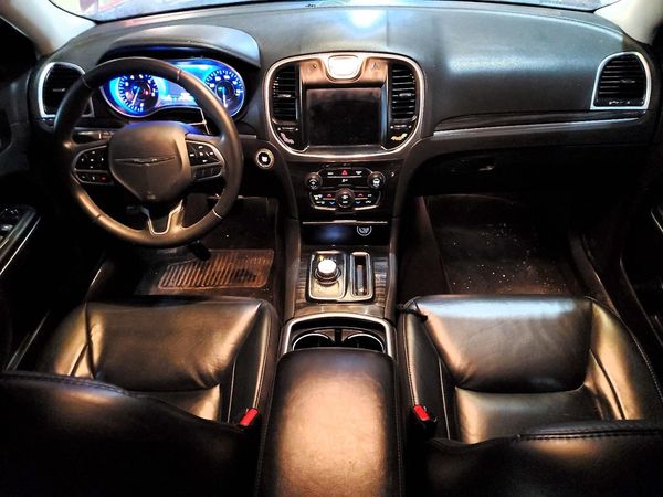 2018 CHRYSLER 300 300 Touring