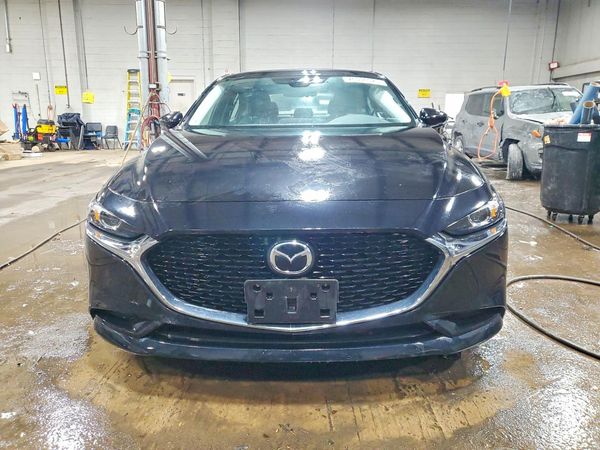 2021 MAZDA 3