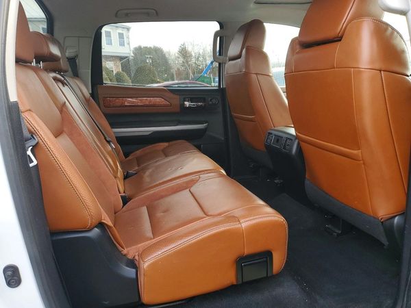 2019 TOYOTA TUNDRA Platinum Grade