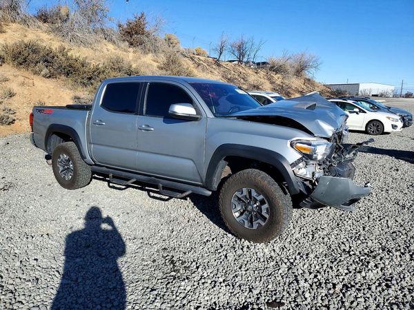 2018 TOYOTA TACOMA — Passenger 3/4