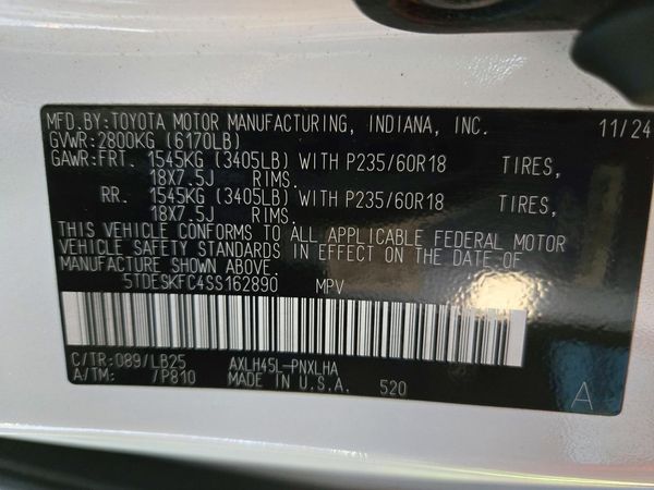 2025 TOYOTA SIENNA Platinum — VINS