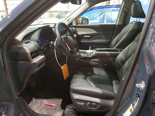 2024 TOYOTA GRAND HIGHLANDER