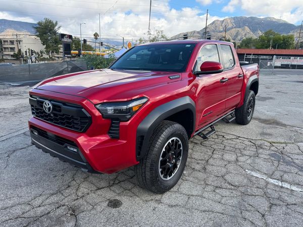 2025 TOYOTA TACOMA