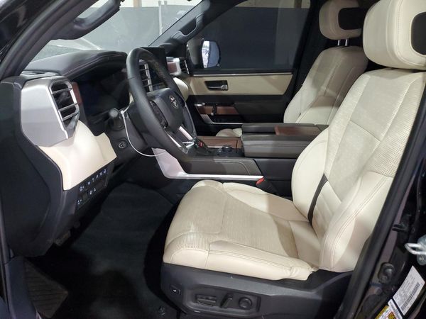 2023 TOYOTA TUNDRA