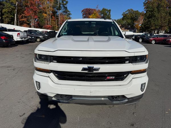 2017 CHEVROLET SILVERADO LT
