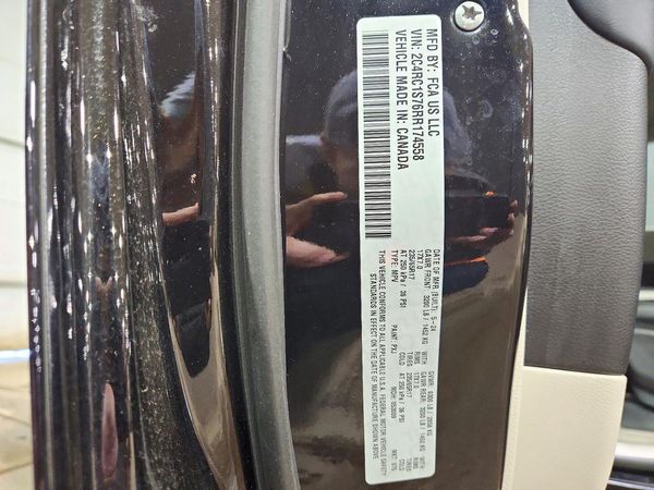 2024 CHRYSLER PACIFICA Select — VINS