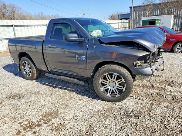 2017 RAM 1500 ST REG CAB 4X2