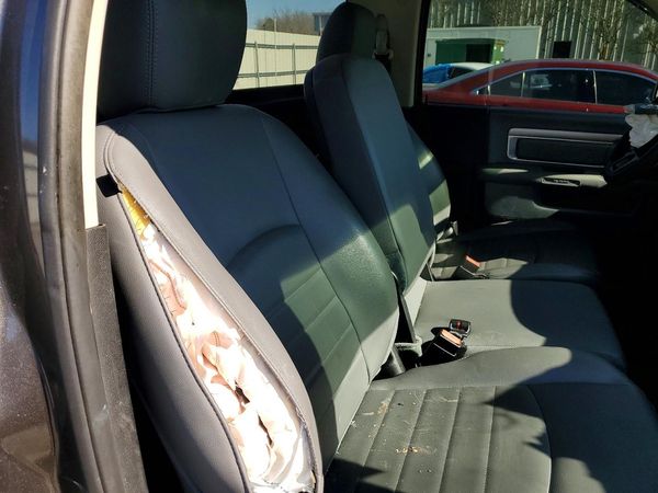 2017 RAM 1500 ST REG CAB 4X2