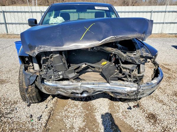 2017 RAM 1500 ST REG CAB 4X2