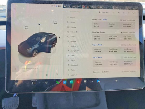 2024 TESLA MODEL Y