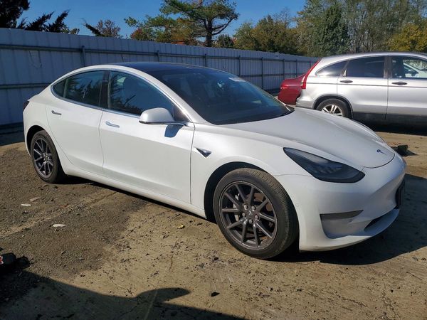 2019 TESLA MODEL 3 — Passenger 3/4