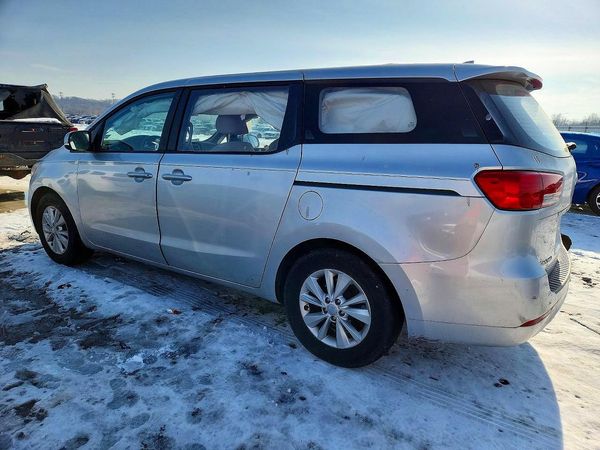 2016 KIA SEDONA