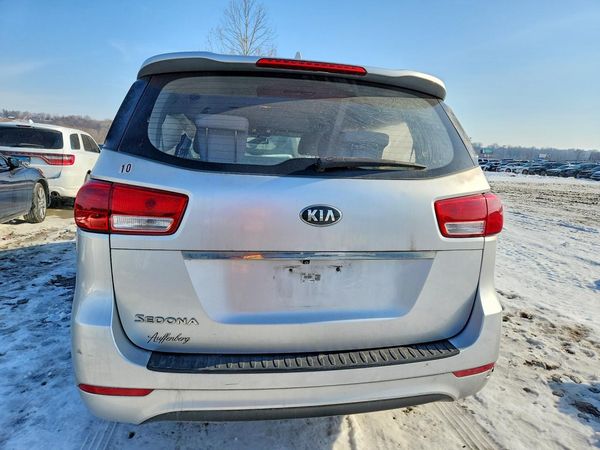 2016 KIA SEDONA