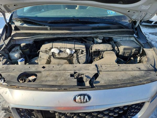 2016 KIA SEDONA