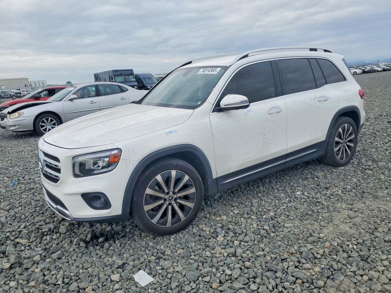 2020 MERCEDES-BENZ GLB GLB250