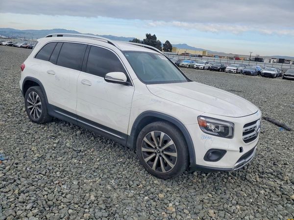 2020 MERCEDES-BENZ GLB GLB250