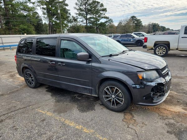 2016 DODGE GRAND CARAVAN R/T
