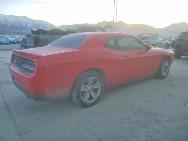 2016 DODGE CHALLENGER SXT