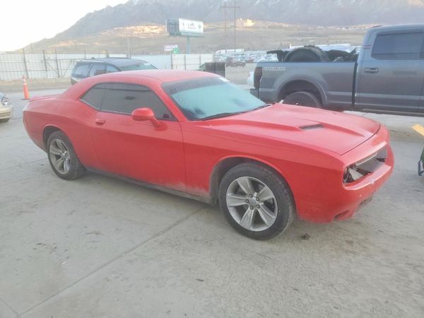 2016 DODGE CHALLENGER SXT
