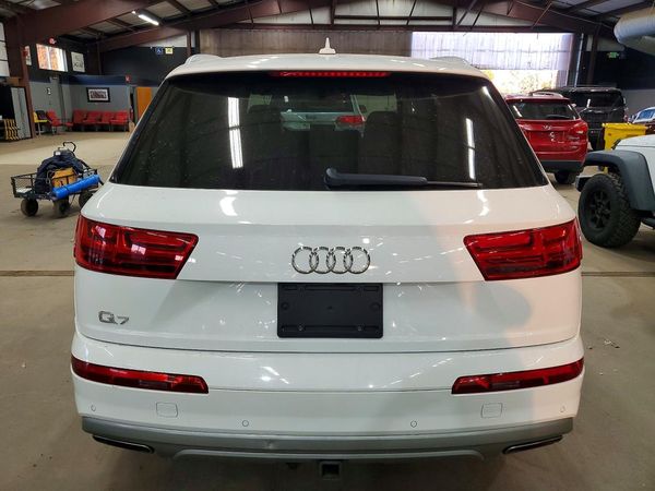 2019 AUDI Q7 — DIRR