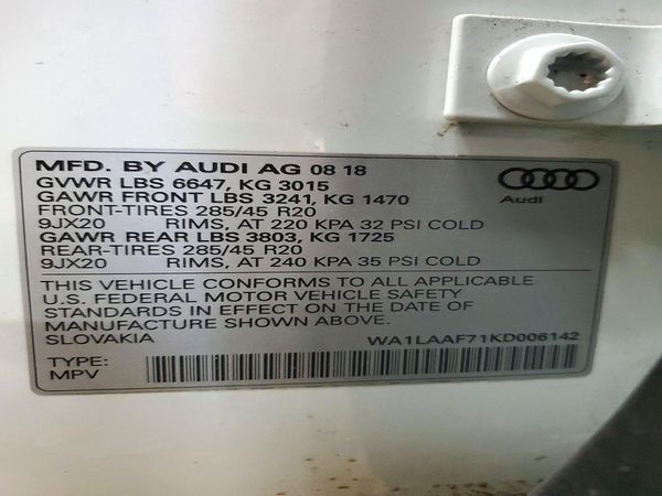 2019 AUDI Q7 — VINS