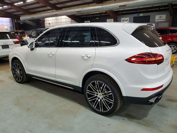 2017 PORSCHE CAYENNE Base, S — DSRA