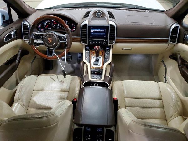 2017 PORSCHE CAYENNE Base, S — CKPT