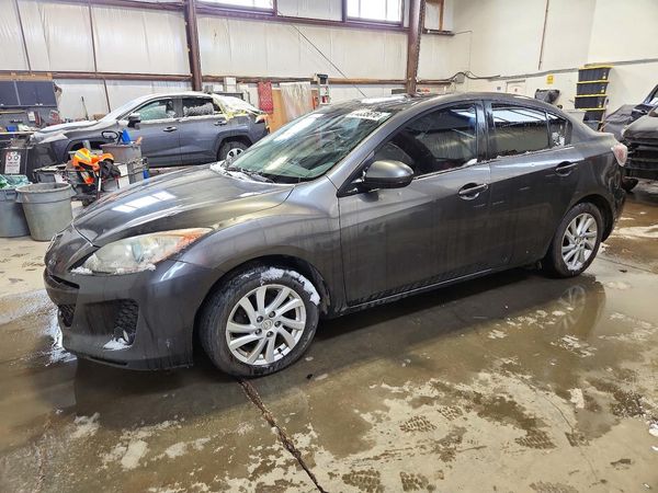 2012 MAZDA 3 Touring/GS — Front 3/4