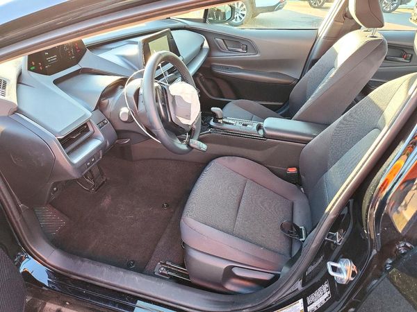 2026 TOYOTA PRIUS — DENT