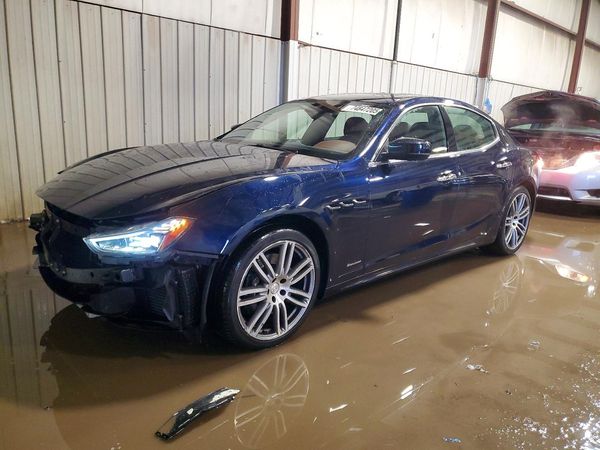 2019 MASERATI GHIBLI Luxury
