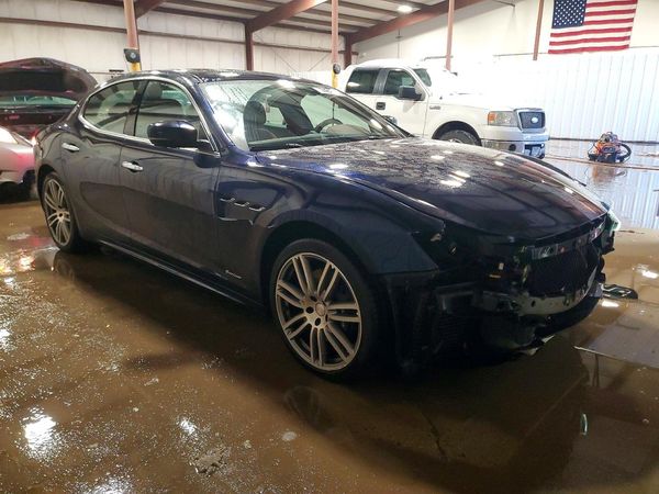 2019 MASERATI GHIBLI Luxury