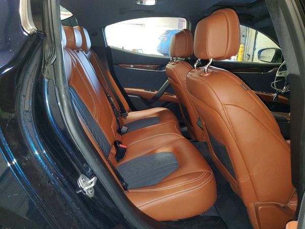 2019 MASERATI GHIBLI Luxury