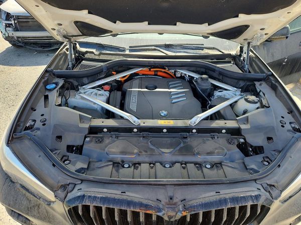 2023 BMW X5 xDrive45e