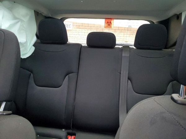 2023 JEEP RENEGADE Latitude, Upland — SUVN