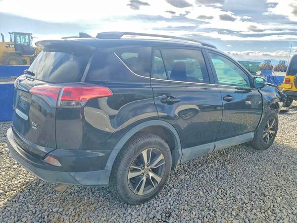 2018 TOYOTA RAV4 Adventure/XLE