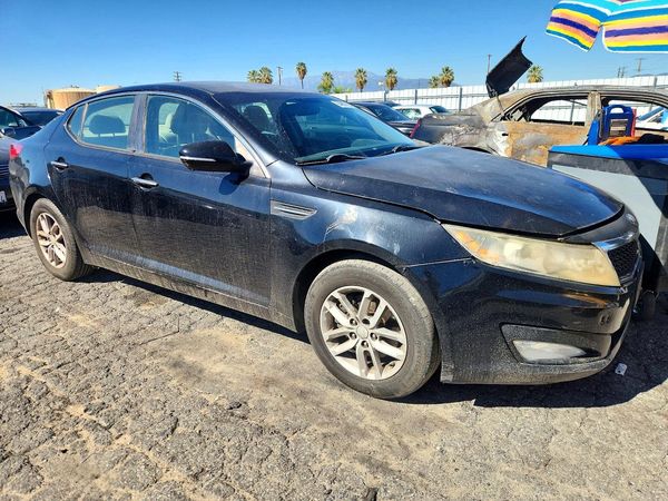 2013 KIA OPTIMA LX — Passenger 3/4