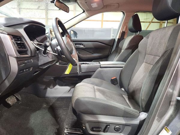 2026 NISSAN ROGUE SV — DENT