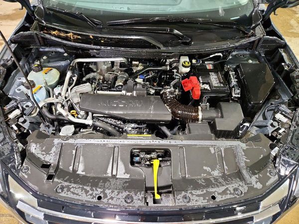 2026 NISSAN ROGUE SV — Engine bay