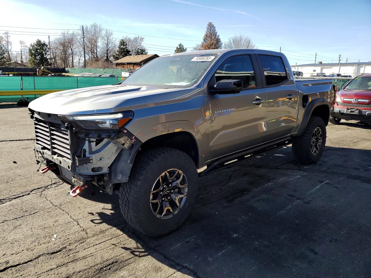 2024 CHEVROLET COLORADO ZR2 — Front 3/4