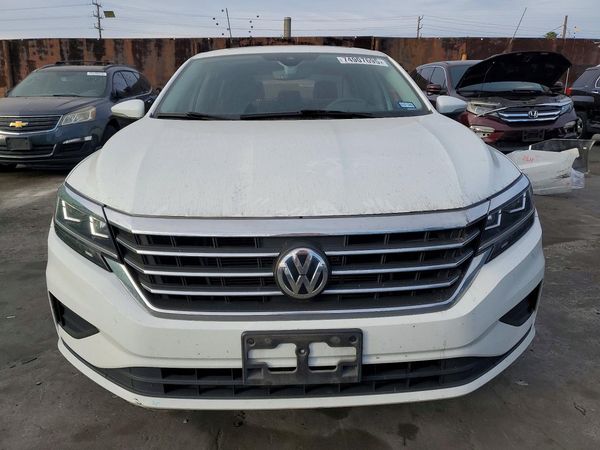 2021 VOLKSWAGEN PASSAT