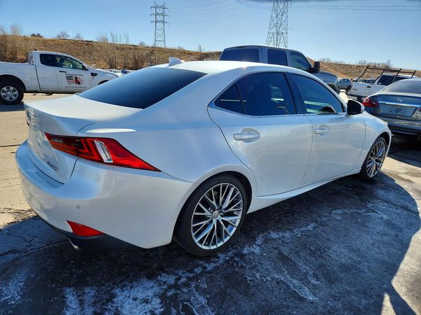 2016 LEXUS IS