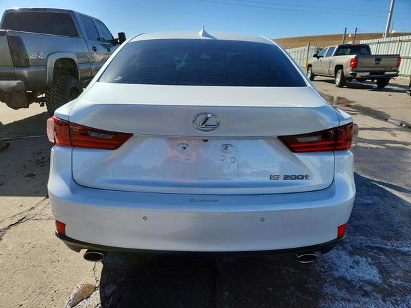 2016 LEXUS IS