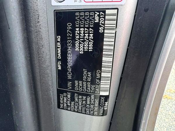 2017 MERCEDES-BENZ METRIS