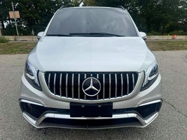 2017 MERCEDES-BENZ METRIS