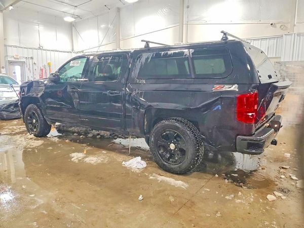 2017 CHEVROLET SILVERADO LT