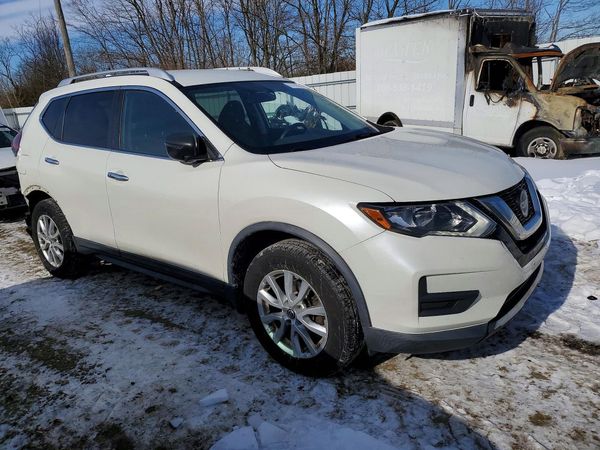 2018 NISSAN ROGUE — Passenger 3/4