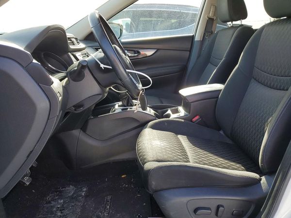 2018 NISSAN ROGUE — DENT