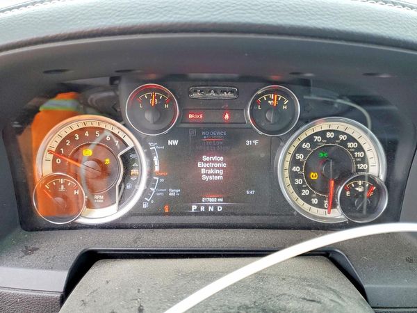 2016 RAM 1500 LARAMIE CREW CAB 4X4