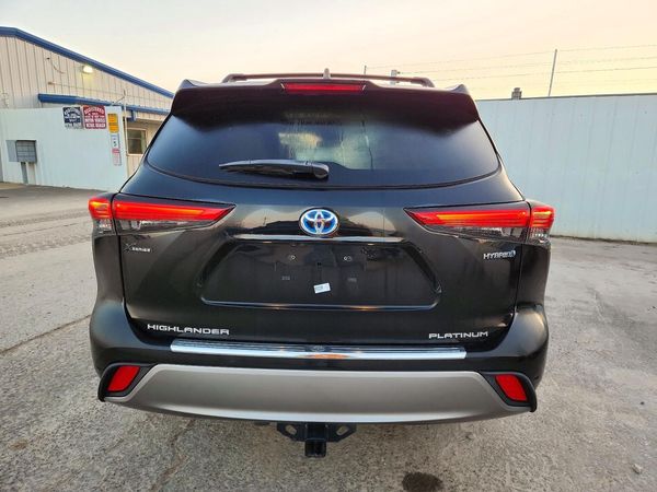 2022 TOYOTA HIGHLANDER — DIRR